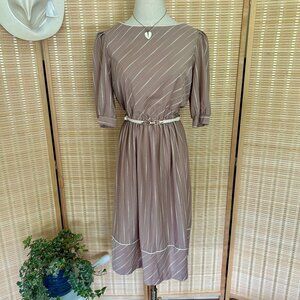 Vintage Beige Midi Dress With Puff Sleeves